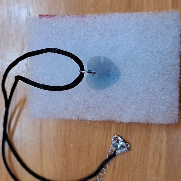 Just Twilight Crystal Heart Necklace - Picture 5 of 6